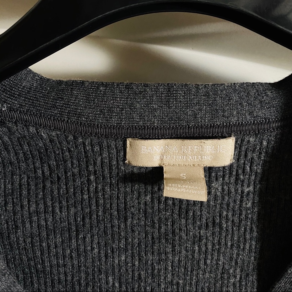 Grey Sweater 🔗 - Picture 2 of 4
